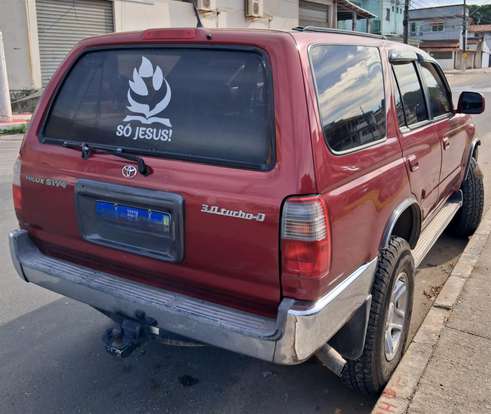 TOYOTA-HILUX SW4-1998