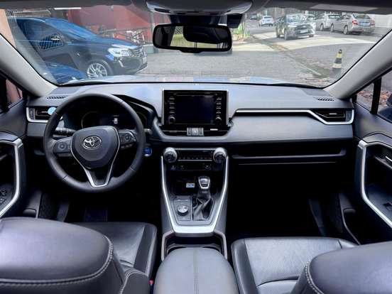 TOYOTA-RAV4-2019