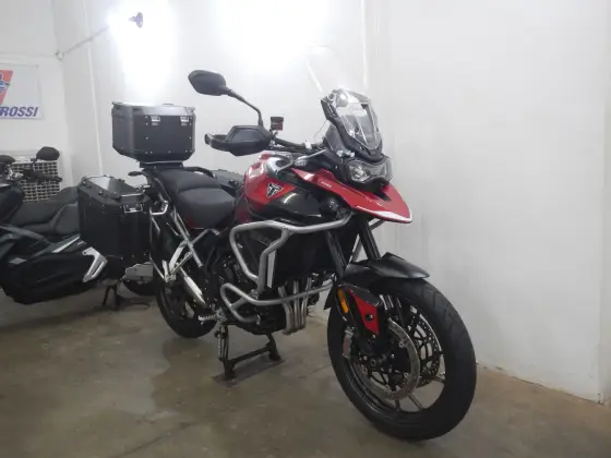 TRIUMPH TIGER 900 GT PRO TRIUMPH TIGER 900 GT PRO