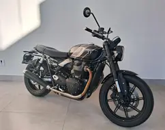 TRIUMPH SPEED TWIN 900 TRIUMPH SPEED TWIN 900