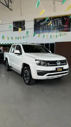 VOLKSWAGEN AMAROK 3.0 V6 TDI DIESEL COMFORTLINE CD 4MOTION AUTOMÁTICO VOLKSWAGEN AMAROK 3.0 V6 TDI DIESEL COMFORTLINE CD 4MOTION AUTOMÁTICO