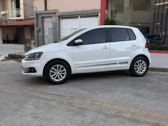 VOLKSWAGEN-FOX-1.6 MSI TOTAL FLEX CONNECT 4P MANUAL VOLKSWAGEN-FOX-2018