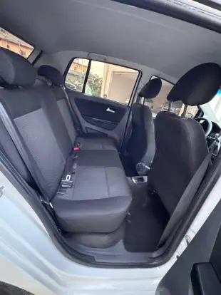 VOLKSWAGEN-FOX-2018