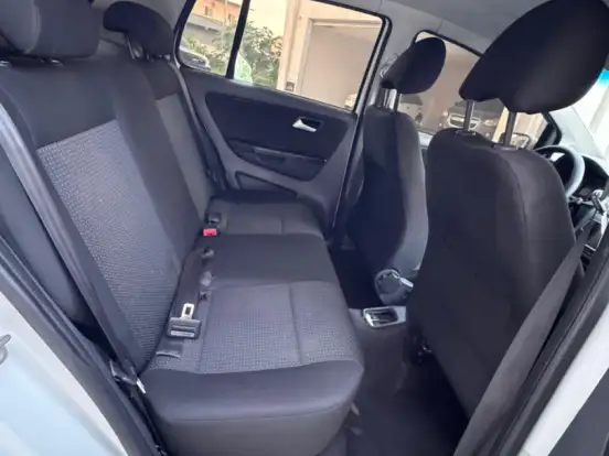 VOLKSWAGEN-FOX-1.6 MSI TOTAL FLEX CONNECT 4P MANUAL VOLKSWAGEN-FOX-2018
