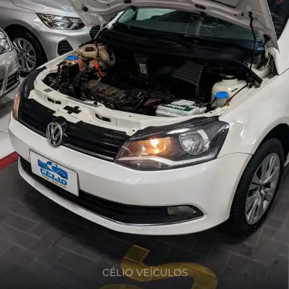 VOLKSWAGEN-GOL-1.6 MI HIGHLINE 8V FLEX 4P MANUAL VOLKSWAGEN-GOL-2013