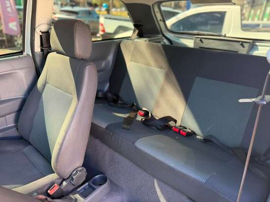 VOLKSWAGEN-GOL-2012