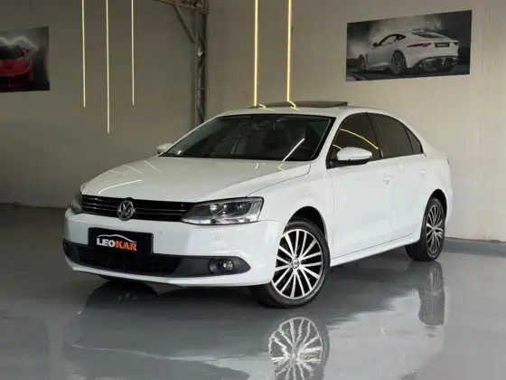 VOLKSWAGEN JETTA 2.0 COMFORTLINE FLEX 4P TIPTRONIC VOLKSWAGEN JETTA 2.0 COMFORTLINE FLEX 4P TIPTRONIC