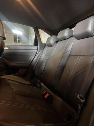 VOLKSWAGEN-NIVUS-1.0 200 TSI TOTAL FLEX HIGHLINE AUTOMÁTICO VOLKSWAGEN-NIVUS-2025