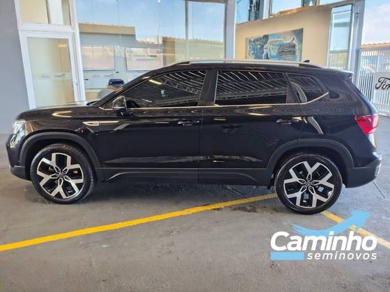 VOLKSWAGEN TAOS 1.4 250 TSI TOTAL FLEX HIGHLINE AUTOMÁTICO