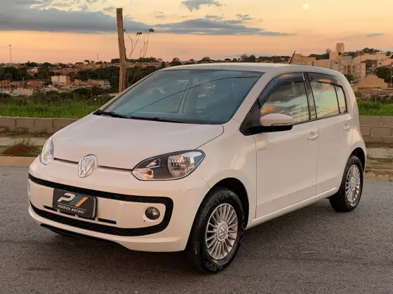 VOLKSWAGEN UP 1.0 TSI MOVE UP 12V FLEX 4P MANUAL VOLKSWAGEN UP 1.0 TSI MOVE UP 12V FLEX 4P MANUAL