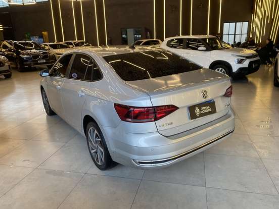 VOLKSWAGEN-VIRTUS-1.0 200 TSI HIGHLINE AUTOMÁTICO VOLKSWAGEN-VIRTUS-2018