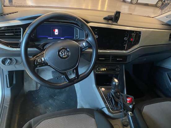 VOLKSWAGEN-VIRTUS-2018