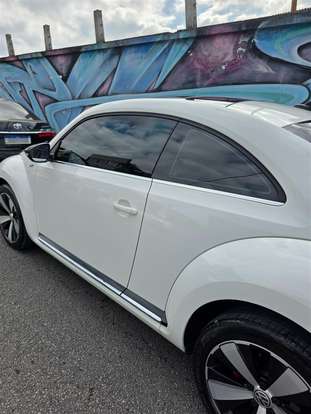 VOLKSWAGEN-FUSCA-2013