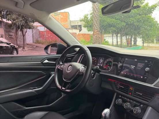 VOLKSWAGEN-JETTA-1.4 250 TSI TOTAL FLEX COMFORTLINE TIPTRONIC VOLKSWAGEN-JETTA-2018