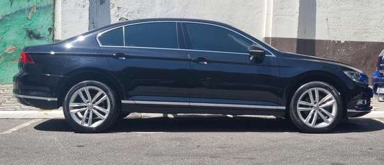 VOLKSWAGEN-PASSAT-2018