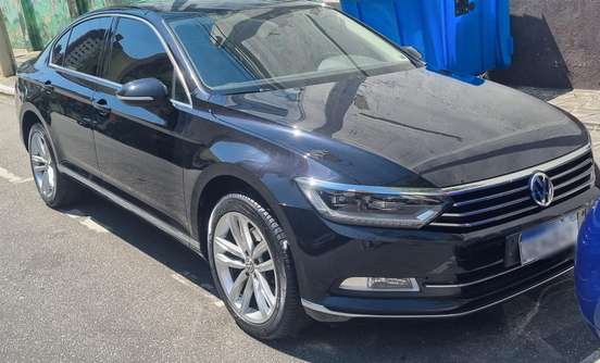 VOLKSWAGEN-PASSAT-2018