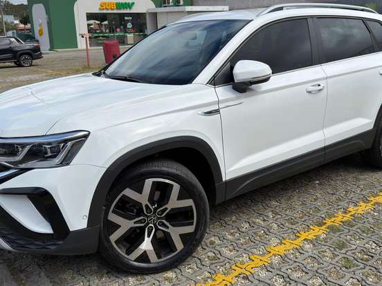 VOLKSWAGEN-TAOS-1.4 250 TSI TOTAL FLEX HIGHLINE AUTOMÁTICO VOLKSWAGEN-TAOS-2024