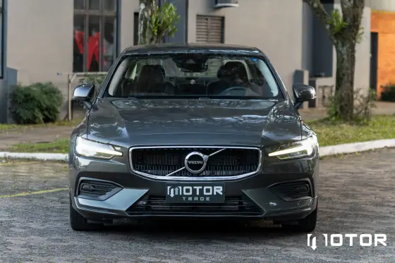 VOLVO S60 2.0 T4 MOMENTUM GASOLINA 4P AUTOMÁTICO VOLVO S60 2.0 T4 MOMENTUM GASOLINA 4P AUTOMÁTICO