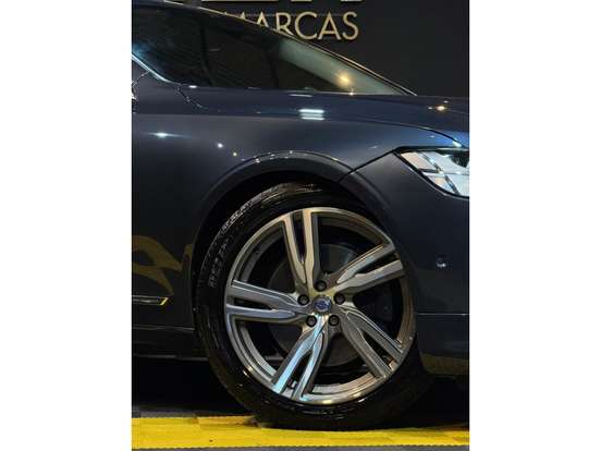 VOLVO-S90-2019