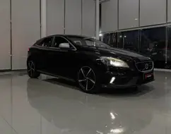 VOLVO V40 2.0 T5 R DESIGN TURBO GASOLINA 4P AUTOMÁTICO VOLVO V40 2.0 T5 R DESIGN TURBO GASOLINA 4P AUTOMÁTICO