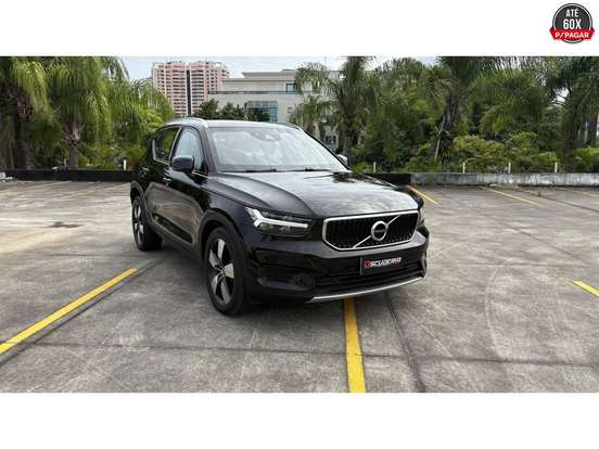 VOLVO-XC40-2.0 T4 GASOLINA MOMENTUM GEARTRONIC VOLVO-XC40-2020