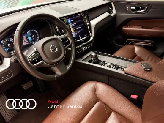 VOLVO-XC60-2.0 T8 HYBRID MOMENTUM AWD GEARTRONIC VOLVO-XC60-2019