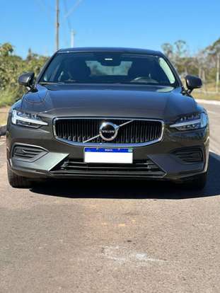 VOLVO-S60-2.0 T4 MOMENTUM GASOLINA 4P AUTOMÁTICO VOLVO-S60-2020