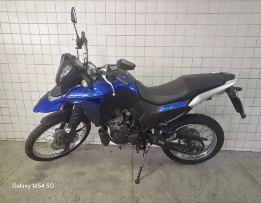 YAMAHA XTZ 250 LANDER CONNECTED YAMAHA XTZ 250 LANDER CONNECTED