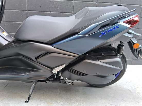 YAMAHA-XMAX 250 CONNECTED ABS-2024