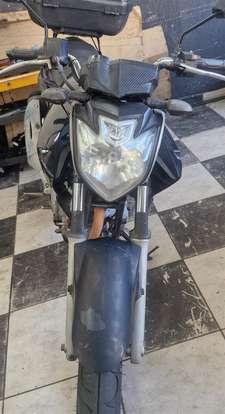 YAMAHA-YS 250 FAZER YAMAHA-YS 250 FAZER-2010