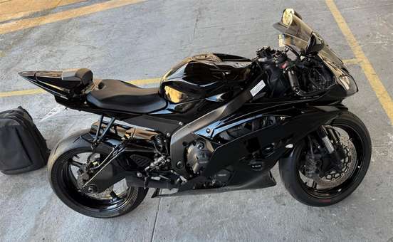 YAMAHA-YZF-R6-2012