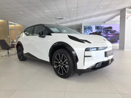 ZEEKR X 66 KW ELÉTRICO PREMIUM ZEEKR X 66 KW ELÉTRICO PREMIUM