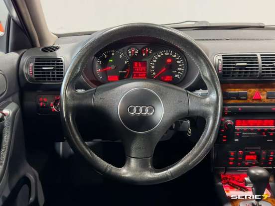 AUDI-A3-1.8 20V 150CV TURBO GASOLINA 4P AUTOMÁTICO AUDI-A3-2002