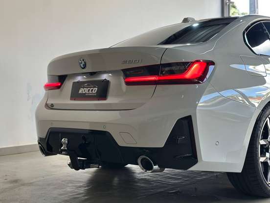BMW-320i-2.0 16V TURBO FLEX M SPORT AUTOMÁTICO BMW-320i-2024