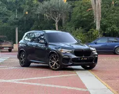 BMW X5 3.0 I6 TURBO HÍBRIDO XDRIVE45E M SPORT AUTOMÁTICO BMW X5 3.0 I6 TURBO HÍBRIDO XDRIVE45E M SPORT AUTOMÁTICO