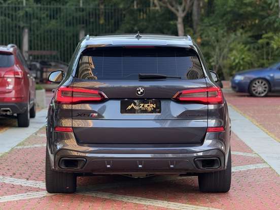 BMW-X5-2020