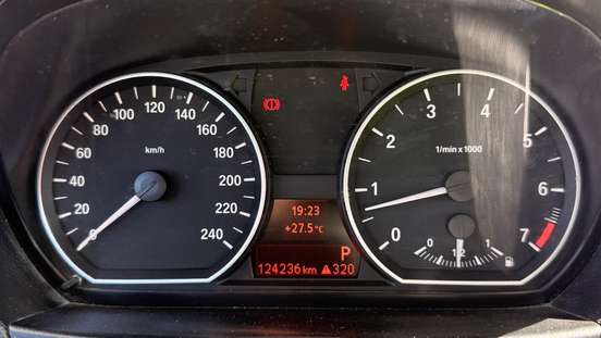 BMW-118i-2.0 TOP HATCH 16V GASOLINA 4P AUTOMÁTICO BMW-118i-2012