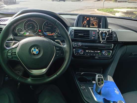 BMW-320i-2.0 SPORT 16V TURBO ACTIVE FLEX 4P AUTOMÁTICO BMW-320i-2017