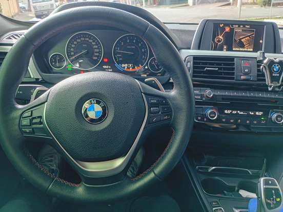 BMW-320i-2.0 SPORT 16V TURBO ACTIVE FLEX 4P AUTOMÁTICO BMW-320i-2017