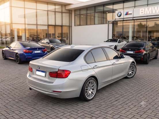 BMW-320i-2013