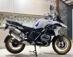 BMW R 1250 GS ADVENTURE PREMIUM RALLYE BMW R 1250 GS ADVENTURE PREMIUM RALLYE