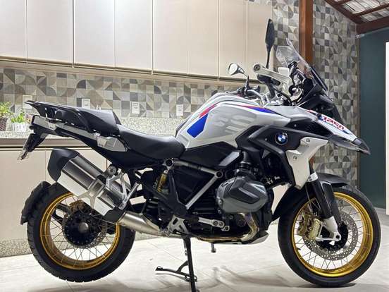 BMW-R 1250 GS ADVENTURE PREMIUM RALLYE BMW-R 1250 GS ADVENTURE PREMIUM RALLYE-2022