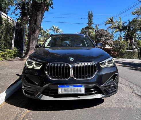 BMW X1 2.0 16V TURBO ACTIVEFLEX SDRIVE20I X-LINE 4P AUTOMÁTICO
