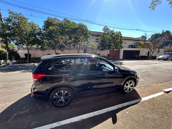 BMW-X1-2.0 16V TURBO ACTIVEFLEX SDRIVE20I X-LINE 4P AUTOMÁTICO BMW-X1-2020