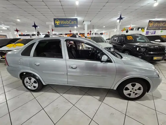 CHEVROLET CORSA 1.4 MPFI PREMIUM SEDAN 8V FLEX 4P MANUAL CHEVROLET CORSA 1.4 MPFI PREMIUM SEDAN 8V FLEX 4P MANUAL