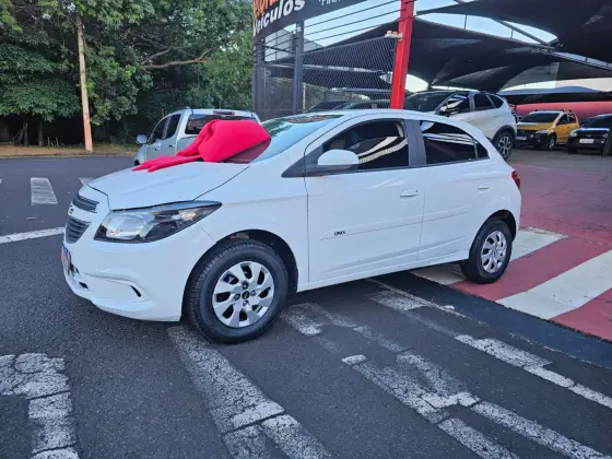 CHEVROLET ONIX 1.0 MPFI LT 8V FLEX 4P MANUAL CHEVROLET ONIX 1.0 MPFI LT 8V FLEX 4P MANUAL