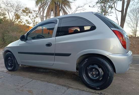 CHEVROLET-CELTA-1.0 MPFI VHC 8V GASOLINA 2P MANUAL CHEVROLET-CELTA-2003