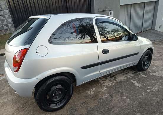 CHEVROLET-CELTA-1.0 MPFI VHC 8V GASOLINA 2P MANUAL CHEVROLET-CELTA-2003