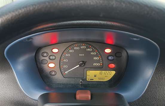 CHEVROLET-CELTA-1.0 MPFI VHC 8V GASOLINA 2P MANUAL CHEVROLET-CELTA-2003