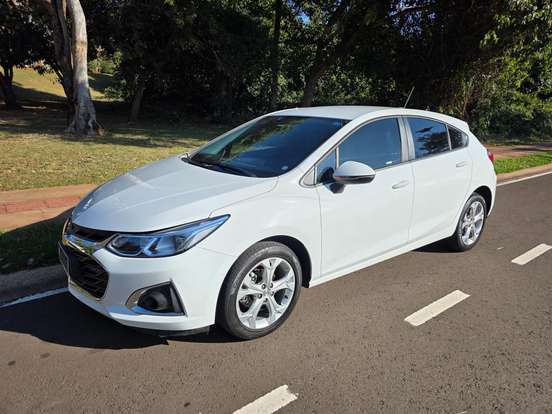 CHEVROLET-CRUZE-2021
